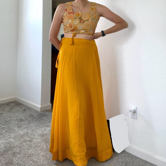 Yellow Lehenga Set - Picture 1 of 5